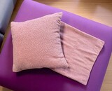 Wat is het verschil tussen een kussenhoes en een sierkussen?