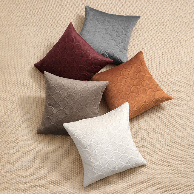 Sierkussen Velvet Shell Bordeaux | 45 x 45 cm | Velvet / Polyester