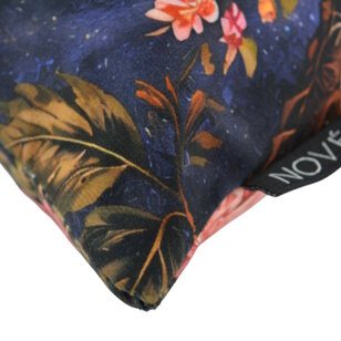 Sierkussen Midnight Blossom Birds #1 | 45x45 cm | Katoen/Polyester
