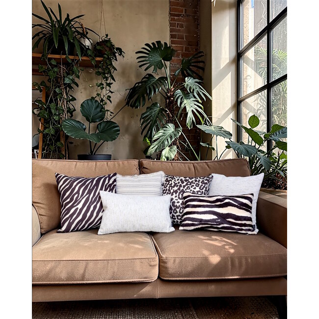 Sierkussen Yuna Stripe Zwart | 45 x 45 cm | Katoen/Linnen