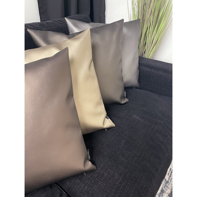 Metallic Gun Metal Kussenhoes | 45x45 cm | PVC/PU Leder