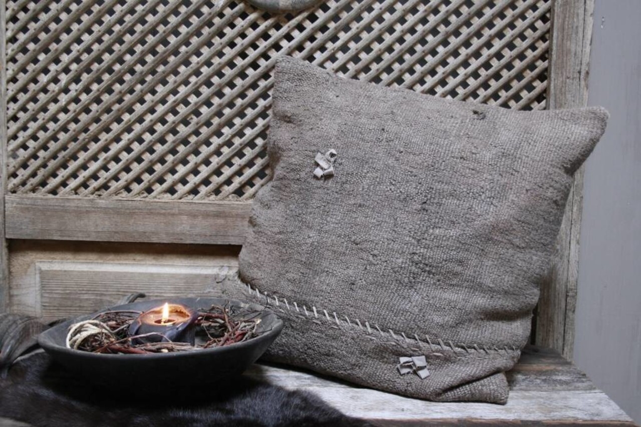 Kussen linnen bruin taupe grijs Kussen linnen bruin taupe grijs