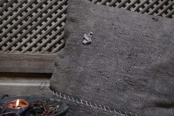 Kussen linnen bruin taupe grijs Kussen linnen bruin taupe grijs