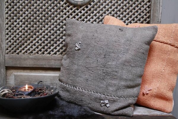 Kussen linnen bruin taupe grijs Kussen linnen bruin taupe grijs