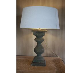 Oud houten tafellamp + kap 57 cm Oud houten tafellamp + kap 57 cm