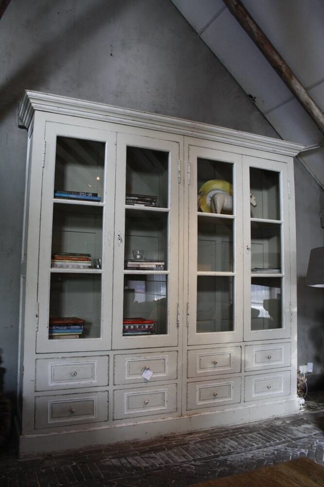 Richa buffetkast wit 242 cm x 49 cm x 235 cm Richa buffetkast wit 242 cm x 49 cm x 235 cm