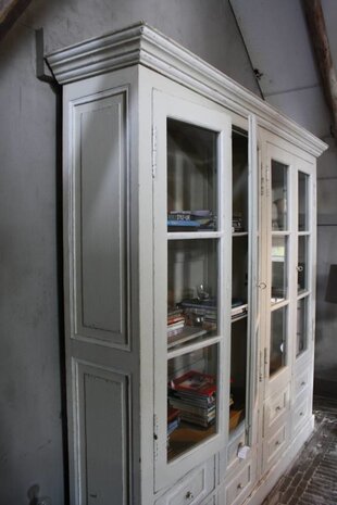 Richa buffetkast wit 242 cm x 49 cm x 235 cm Richa buffetkast wit 242 cm x 49 cm x 235 cm