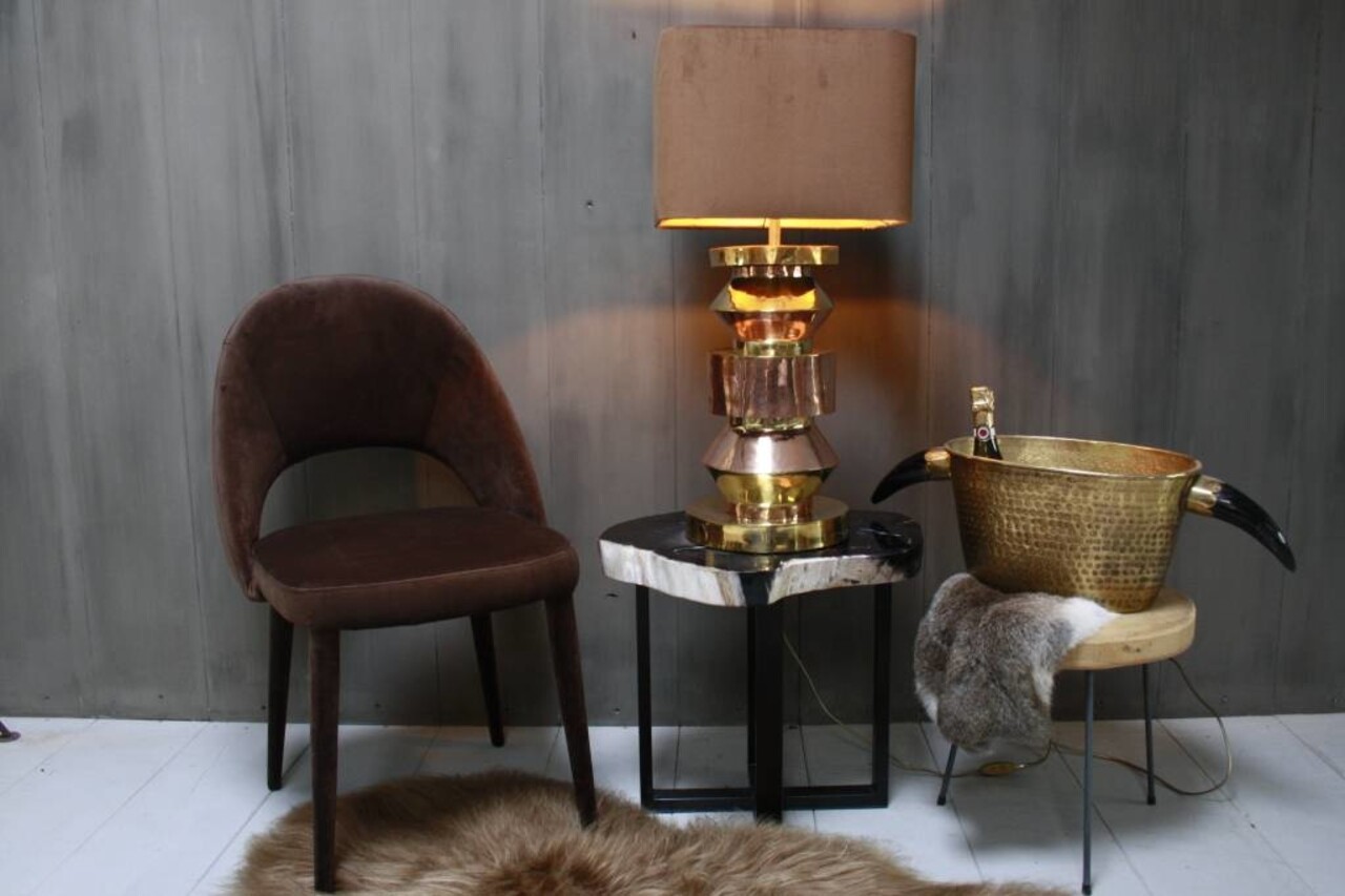 Goudkleurige schemerlamp Rich met velvet lampenkap Goudkleurige schemerlamp Rich met velvet lampenkap