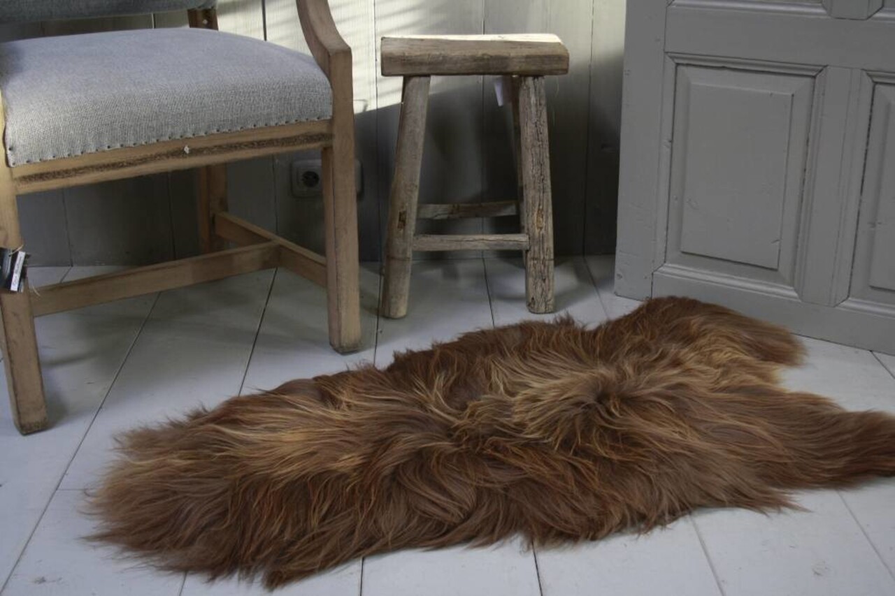 Schapenvacht IJslander natuurlijk bruin 70 x 130 cm Schapenvacht IJslander natuurlijk bruin 70 x 130 cm