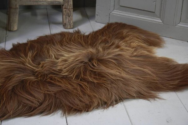 Schapenvacht IJslander natuurlijk bruin 70 x 130 cm Schapenvacht IJslander natuurlijk bruin 70 x 130 cm