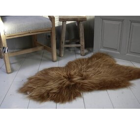 Schapenvacht IJslander geverfd bruin Schapenvacht IJslander geverfd bruin