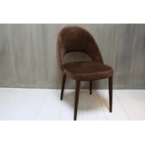 Eetkamerstoel Oliver velvet bruin + velvet poten Eetkamerstoel Oliver velvet bruin + velvet poten