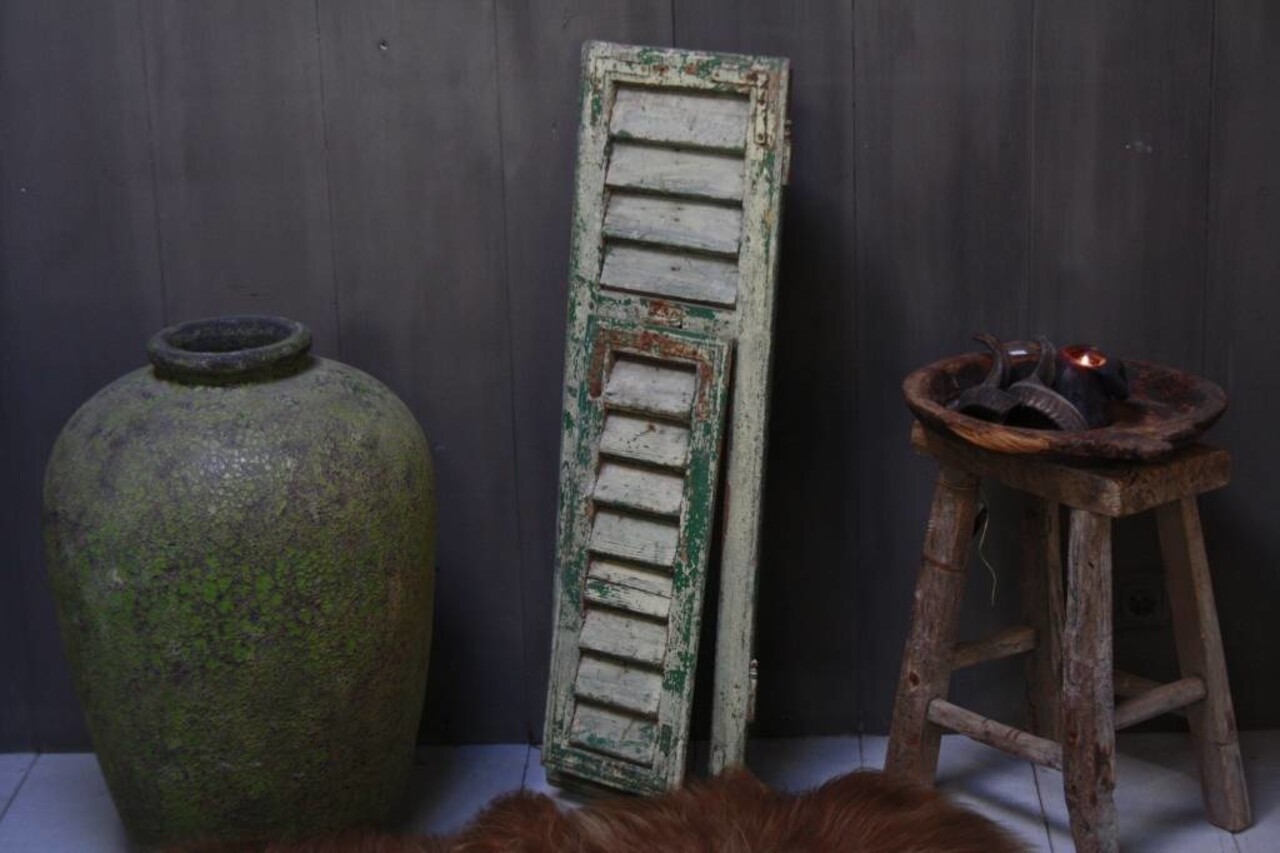 Brocante oud houten Frans luik Groen 100 x 32 cm Brocante oud houten Frans luik Groen 100 x 32 cm