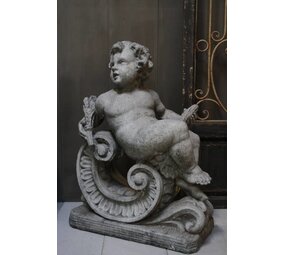 Aura Peeperkorn Cherubijn beton 77 x 56 x 31 cm Aura Peeperkorn Cherubijn beton 77 x 56 x 31 cm