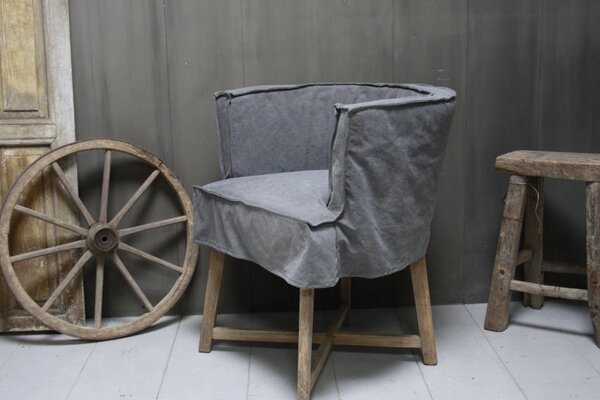 Rene Houtman Woodie (woody) kuipstoel Dark Grey linnen met houten poten Rene Houtman Woodie (woody) kuipstoel Dark Grey linnen met houten poten