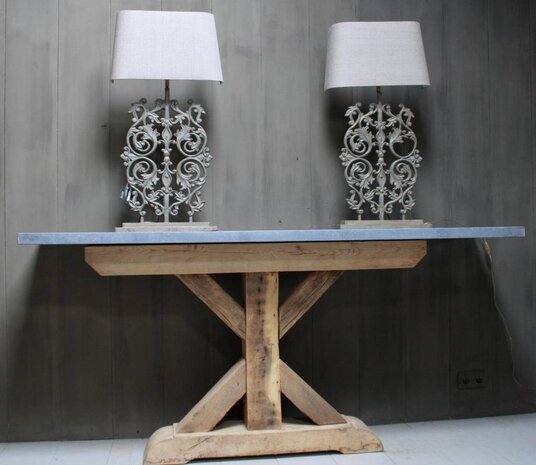 * Verkocht Sidetable oud eikenhout met Belgisch hardstenen blad 200 cm * Verkocht Sidetable oud eikenhout met Belgisch hardstenen blad 200 cm