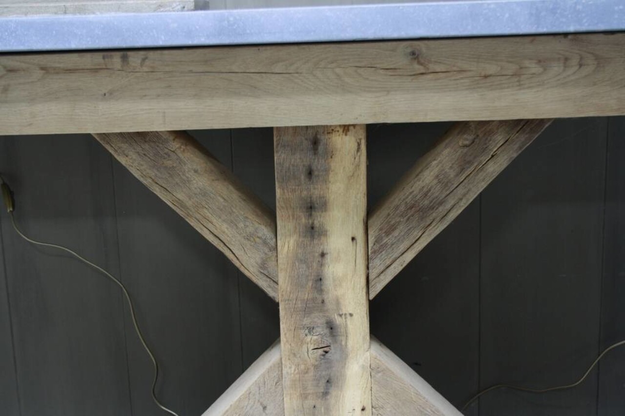 * Verkocht Sidetable oud eikenhout met Belgisch hardstenen blad 200 cm * Verkocht Sidetable oud eikenhout met Belgisch hardstenen blad 200 cm