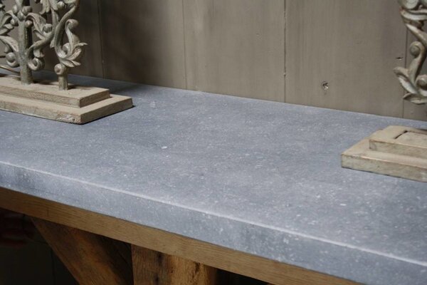 * Verkocht Sidetable oud eikenhout met Belgisch hardstenen blad 200 cm * Verkocht Sidetable oud eikenhout met Belgisch hardstenen blad 200 cm