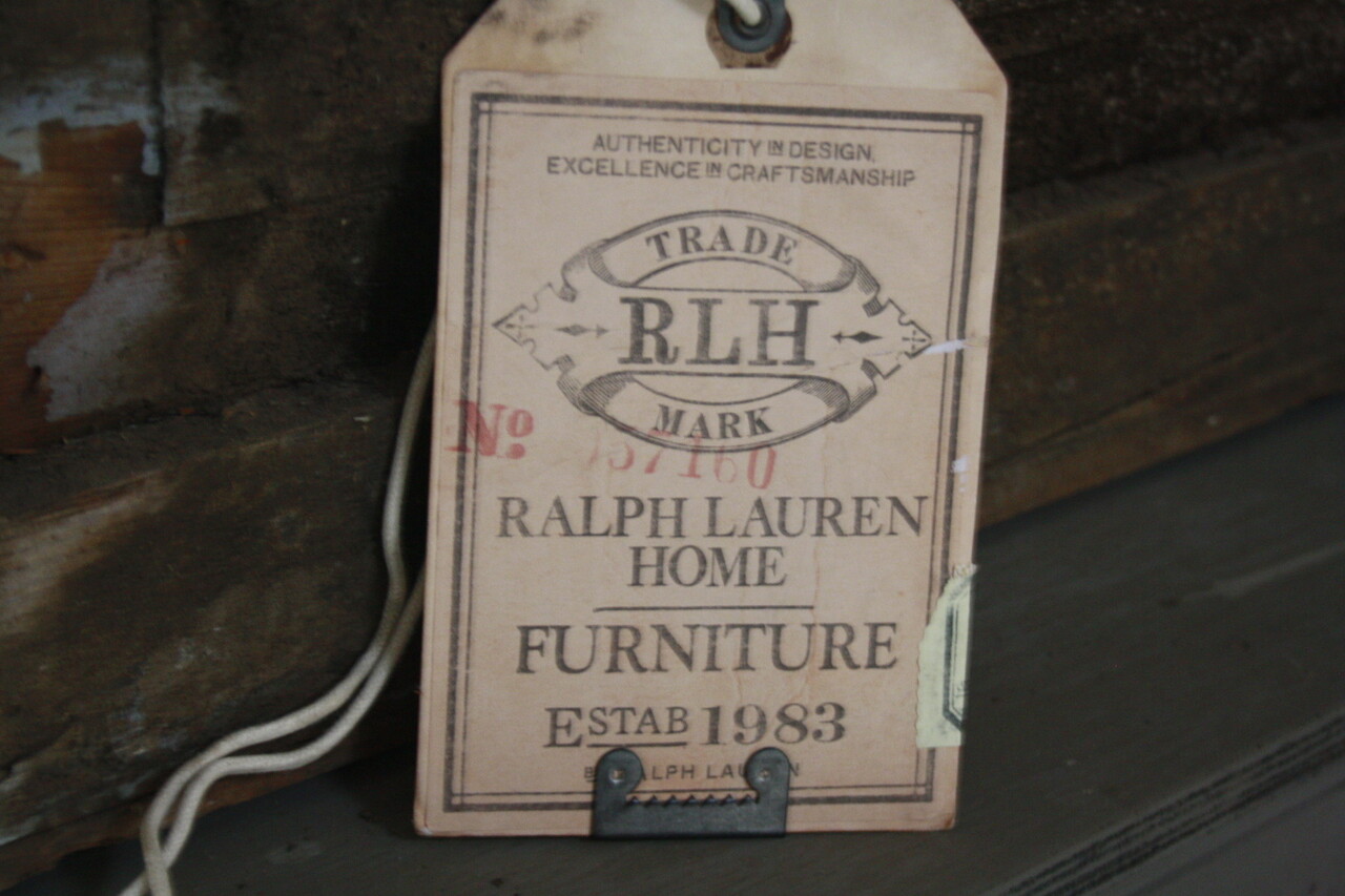 Ralph Lauren Avaro Hoge Houten Open Kast 237 cm 3-vaks Ralp Lauren Ralph Lauren Avaro Hoge Houten Open Kast 237 cm 3-vaks Ralp Lauren