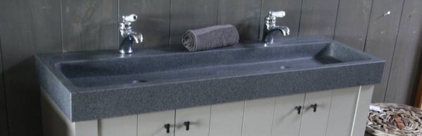 Granieten wastafel 140 cm met 2 kraangaten