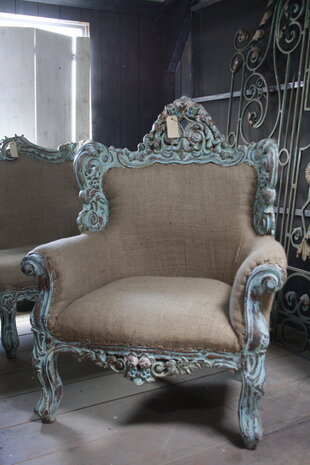 Fauteuil Ralph Lauren stijl stof met houtsnijwerk Fauteuil Ralph Lauren stijl stof met houtsnijwerk