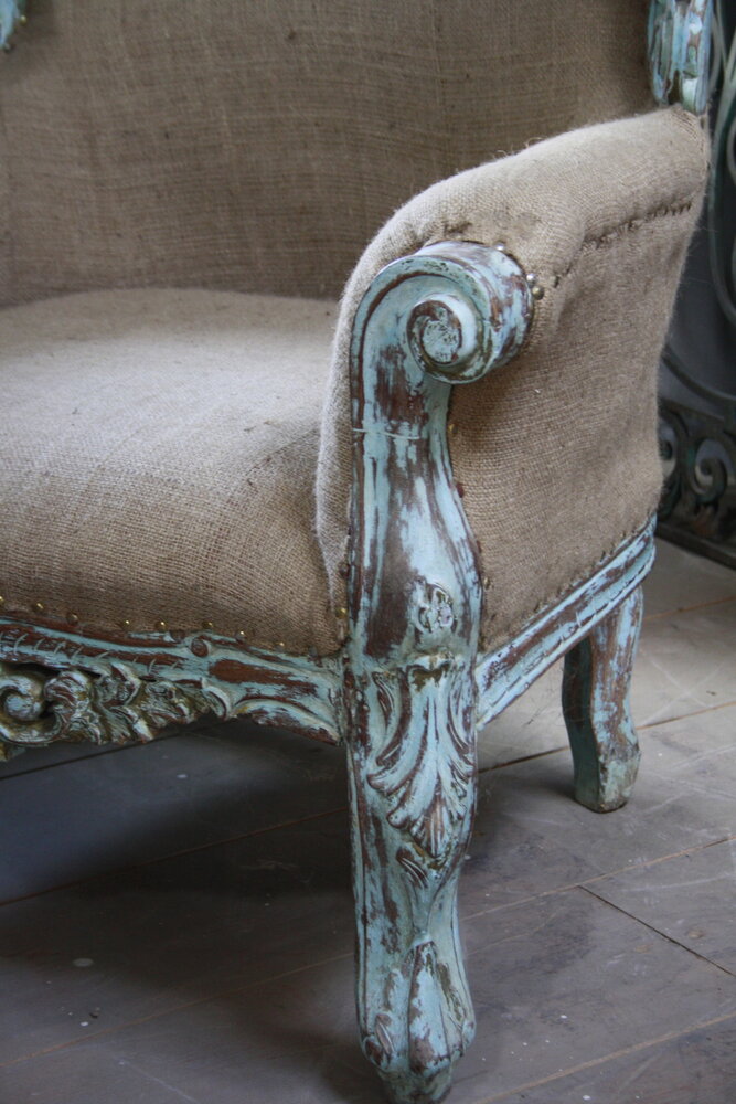 Fauteuil Ralph Lauren stijl stof met houtsnijwerk Fauteuil Ralph Lauren stijl stof met houtsnijwerk