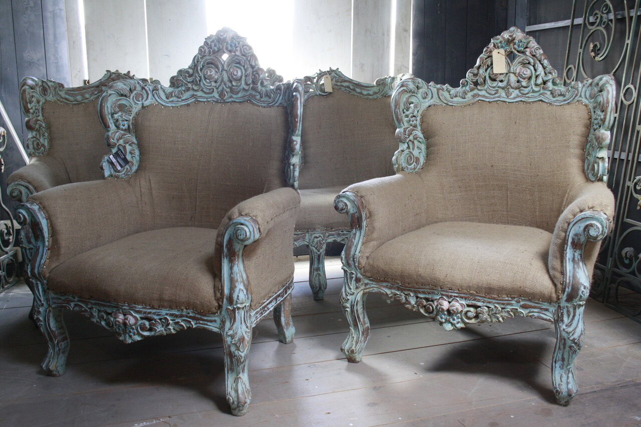 Fauteuil Ralph Lauren stijl stof met houtsnijwerk Fauteuil Ralph Lauren stijl stof met houtsnijwerk