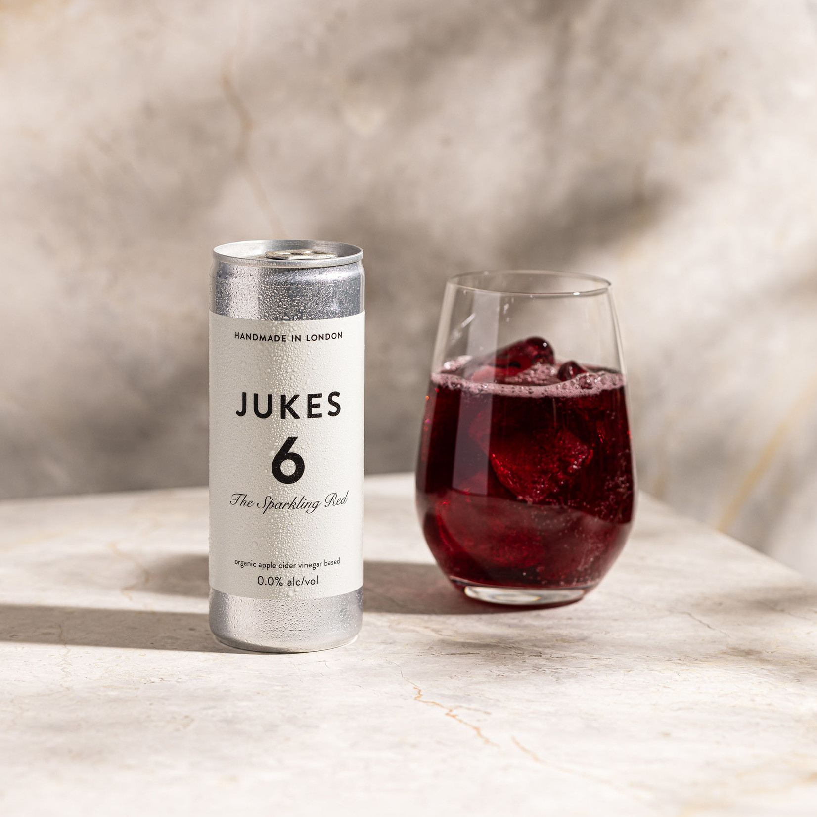 Jukes Cordialities Jukes 6 - The Dark Red - 24 cans