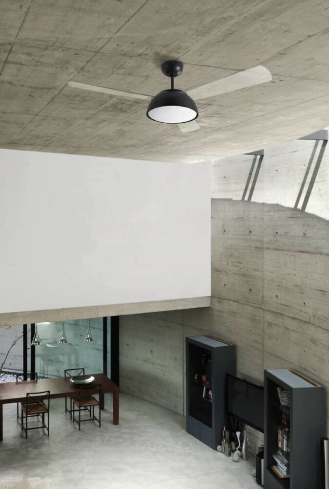 Leds-C4 Gregal plafond ventilator zwart met  led verlichting en afstandsbediening