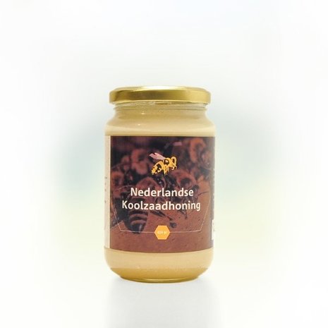 Imkerij De Vallei Overheerlijke crèmehoning gewonnen op Nederlandse koolzaadvelden. Imkerij De Vallei Overheerlijke crèmehoning gewonnen op Nederlandse koolzaadvelden.