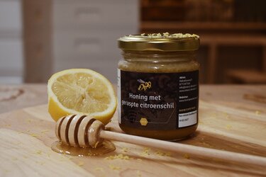 Honing met specerijen kopen | Biologische kruiden & honing | Honing Van De Imker