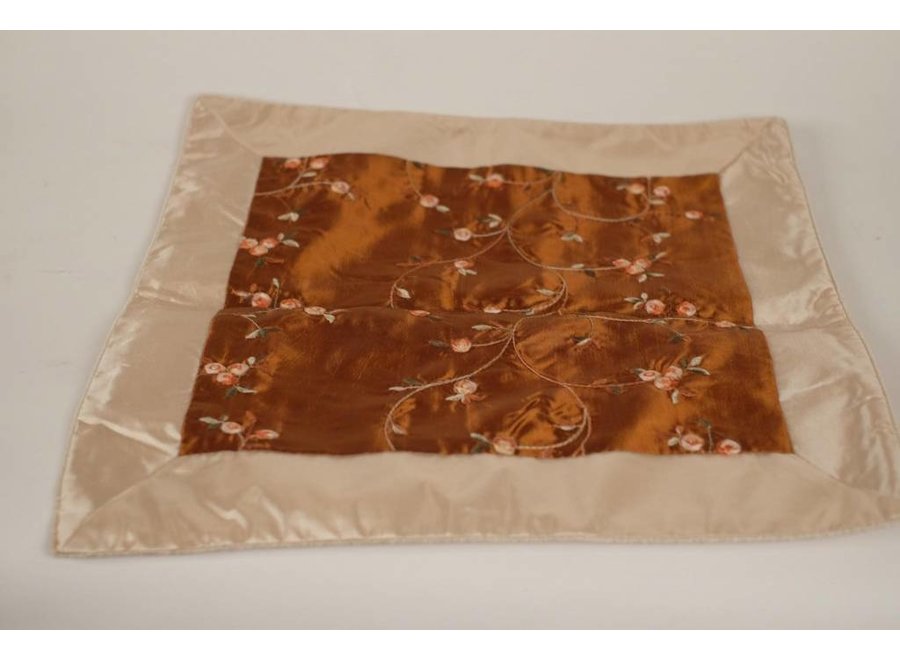 Housse de Coussin Chinoise Brune Fleurs 45x45cm Sans Remplissage