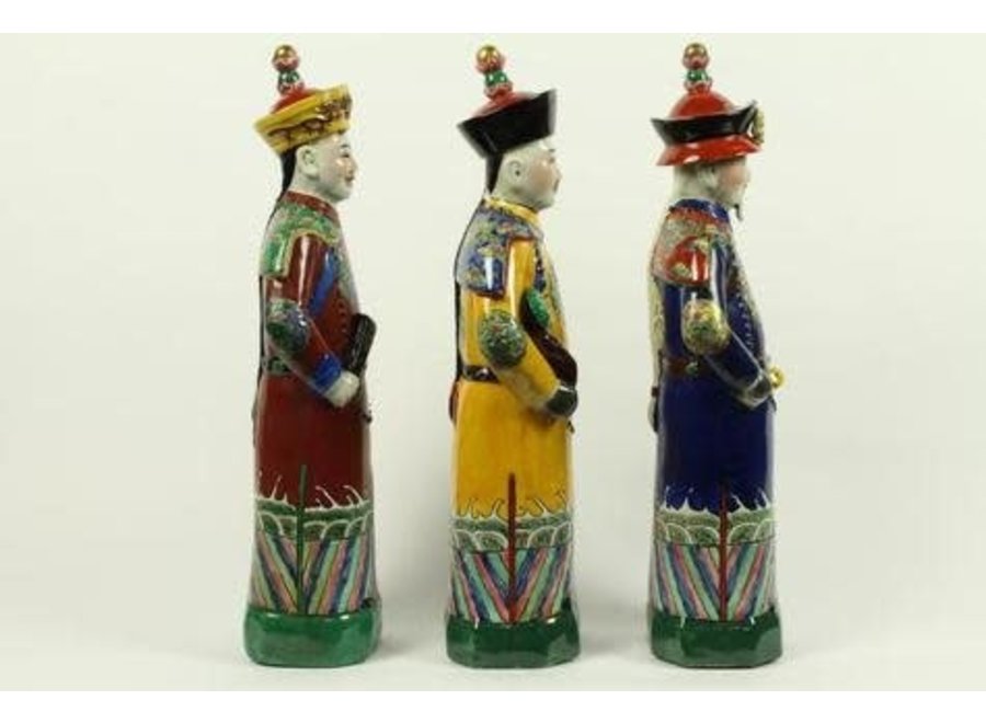 Figurine en Porcelaine de l'Empereur Chinois Trois Générations Ensemble de Statues de La Dynastie Qing/3 L12xP10xH42cm