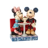 Figurine: Mickey & Minnie Mouse - Love Comes In Many Flavours