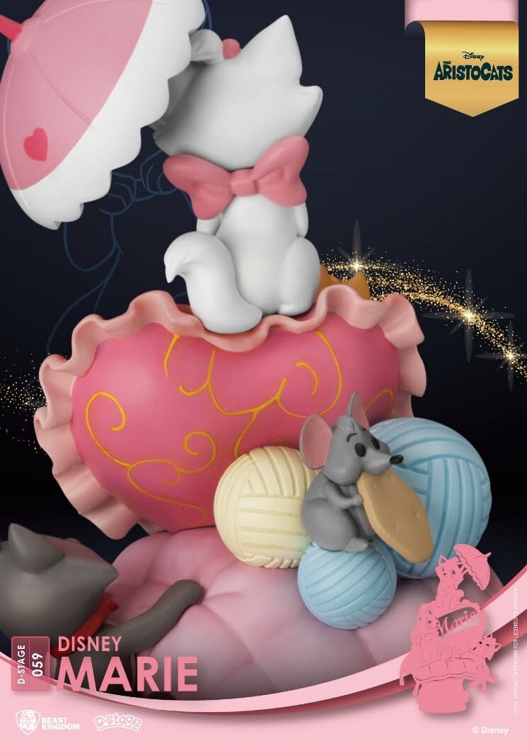 PVC Diorama: Marie