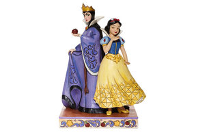 Figurine: Snowwhite & Evil Queen - Evil and Innocence