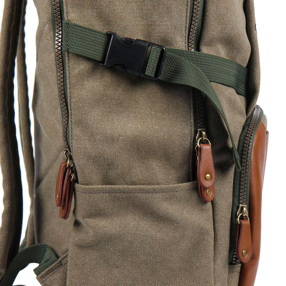 Backpack: Yoda Child - The Mandalorian