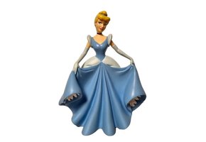 Figurine: Cinderella