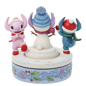 Figurine: Stitch & Angel - Snowy Shenanigans