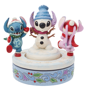 Figurine: Stitch & Angel - Snowy Shenanigans