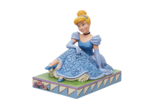 Figurine: Cinderella - Compassionate and Carefree