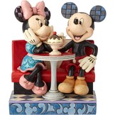 Figurine: Mickey & Minnie Mouse - Love Comes In Many Flavours