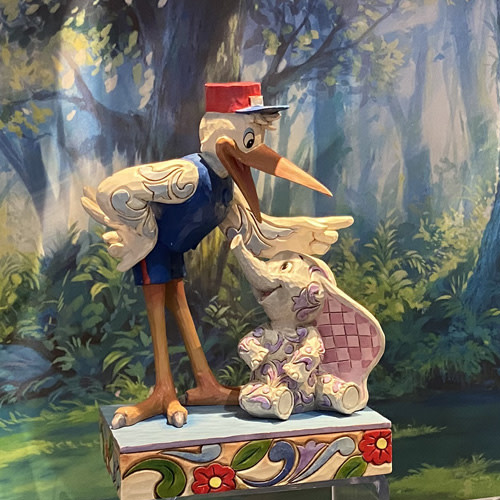 Figurine: Dumbo and Stork - Special Delivery