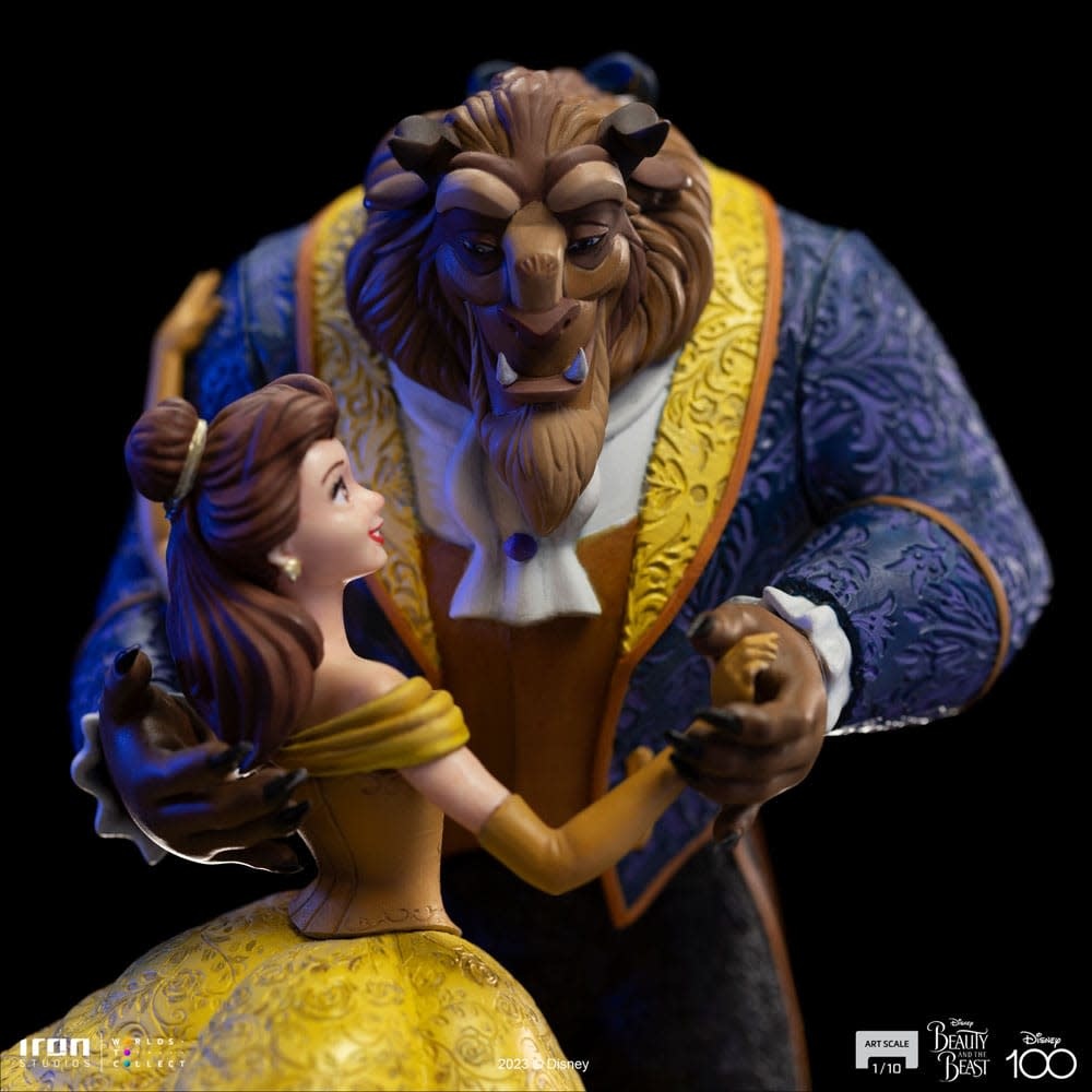 Figurine: Beauty and The Beast