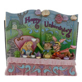 Figurine: Alice in Wonderland - Happy Unbirthday (Storybook)