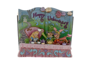 Figurine: Alice in Wonderland - Happy Unbirthday (Storybook)