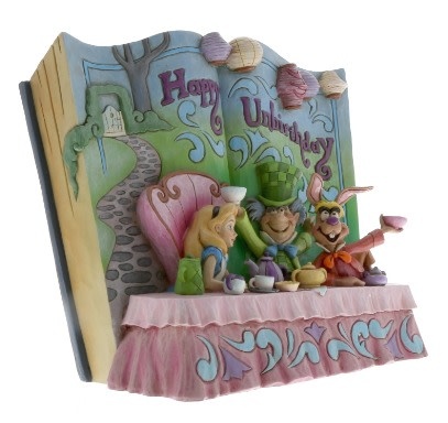 Figurine Storybook: Alice in Wonderland - Happy Unbirthday