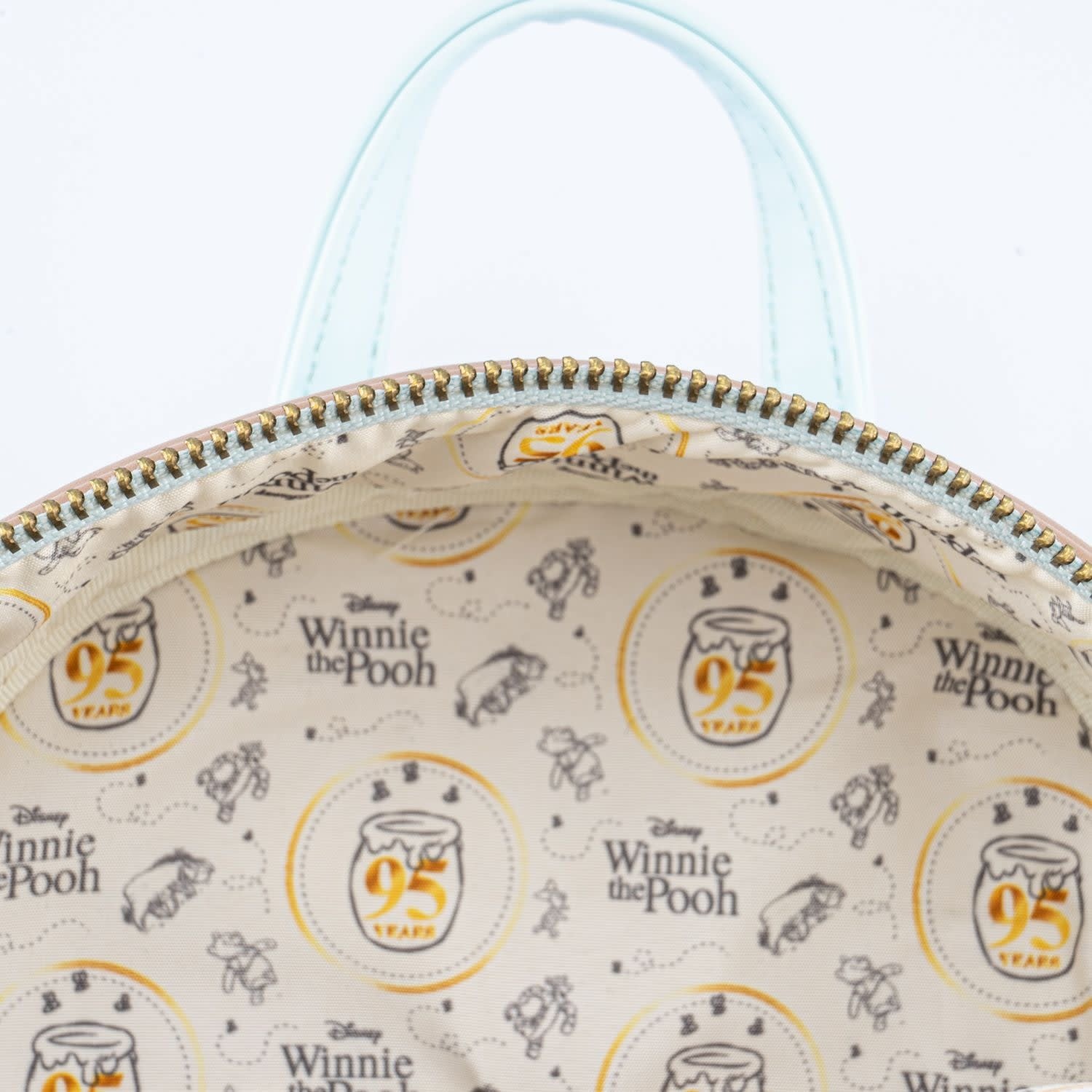 Backpack: Winnie The Pooh