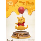 Figurine: Winnie the Pooh - Egg Attack Floating