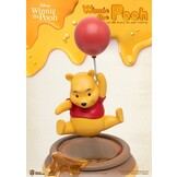 Figurine: Winnie the Pooh - Egg Attack Floating